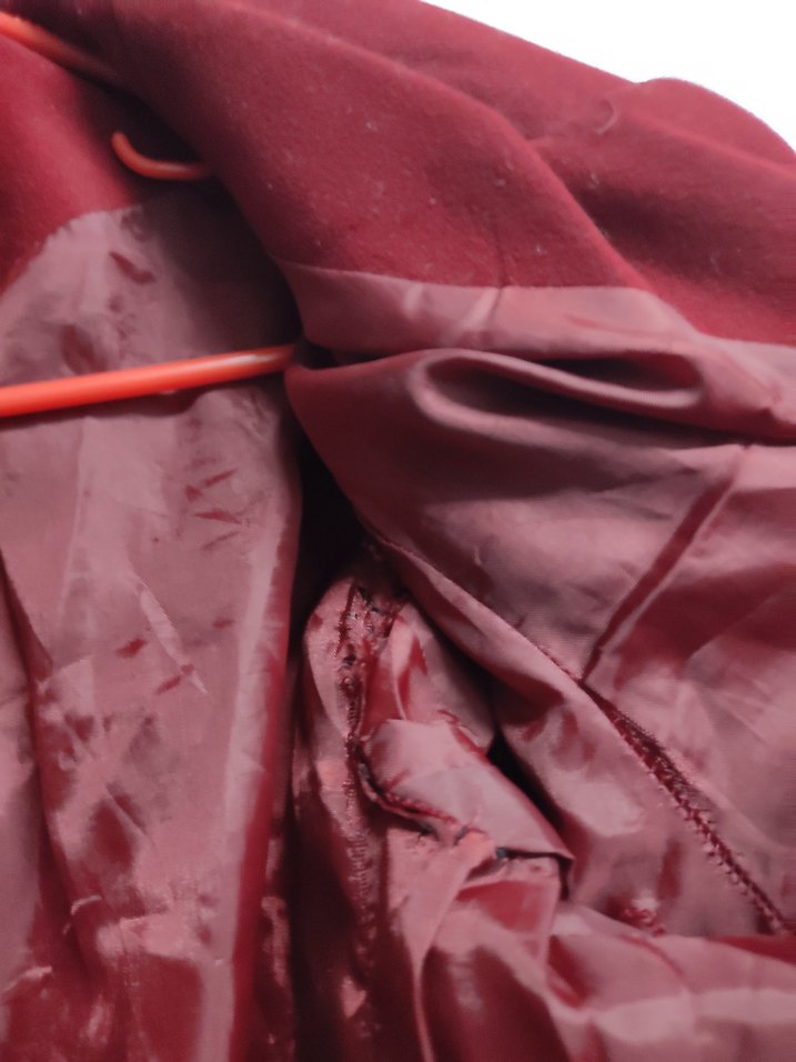 Kırmızı Çift Düğmeli Kaban - Görsel 4