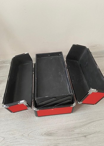  Beden Kırmızı çanta