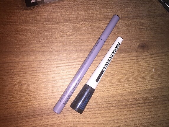 Maybilline eyeliner