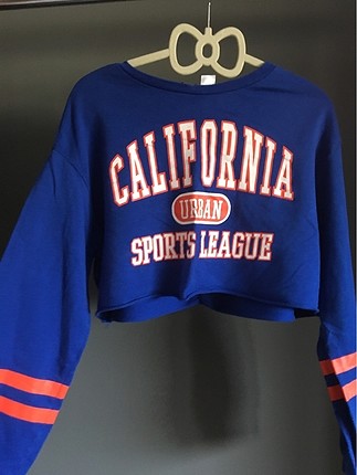 Crop sweatshirt