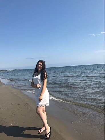 Beyaz elbise