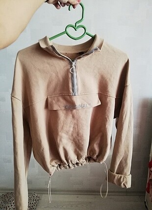 addax crop sweatshirt 
