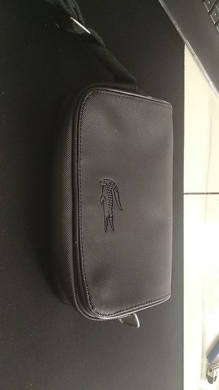 Lacoste çanta