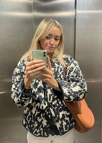 Kadın Siyah Detaylı Ceket - Görsel 3