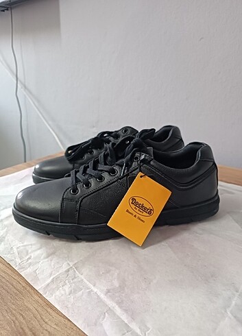 Sıfır 44 numara Dockers marka 
