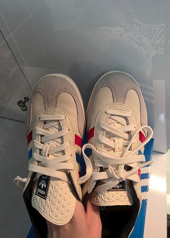 39,5 Beden beyaz Renk Adidas Gazelle