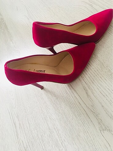 35 Beden Stiletto