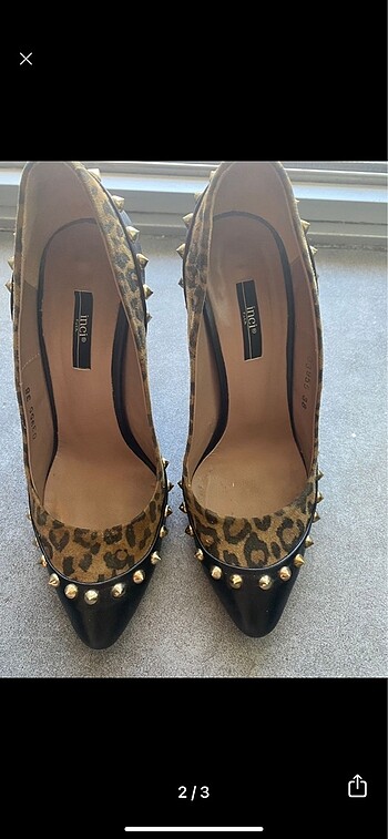 İnci leopar topuklu ayakkabı