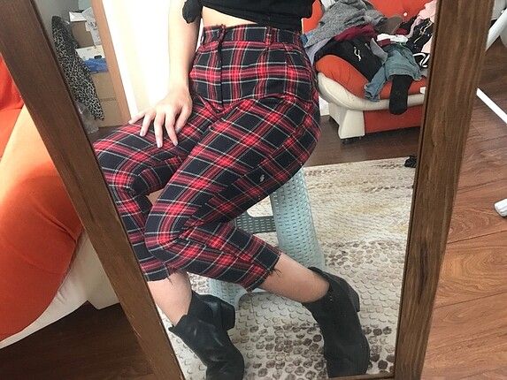 Bershka ekose pantolon