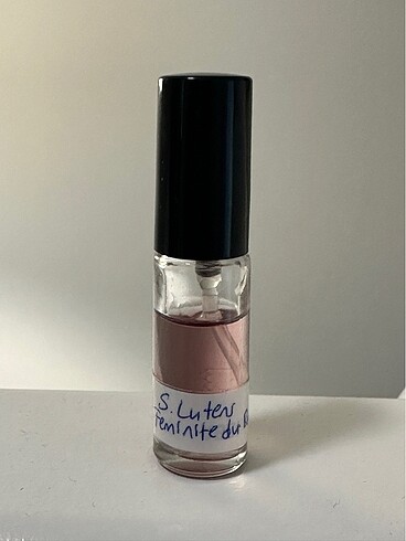 Serge Lutens Feminite du Bois