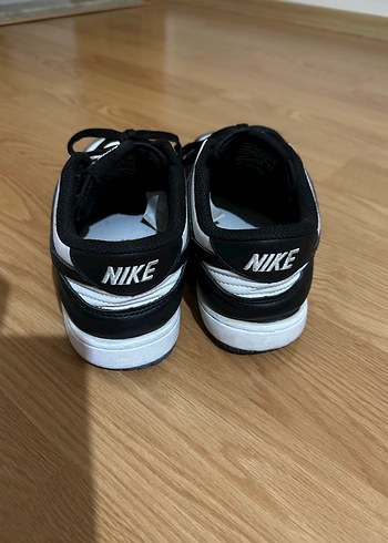 Nike Nike dunk low panda Siyah Beyaz Bağcıklı Kadın Spor Ayakkabı