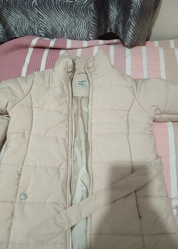 Bej kemerli mont