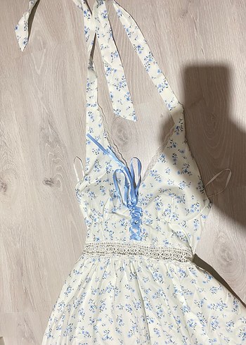 Sheinside İnce Askılı Beyaz Nakışlı Uzun Bohem Elbise
