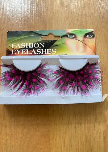 Renkli Pembe Takma Kirpik - Görsel 2