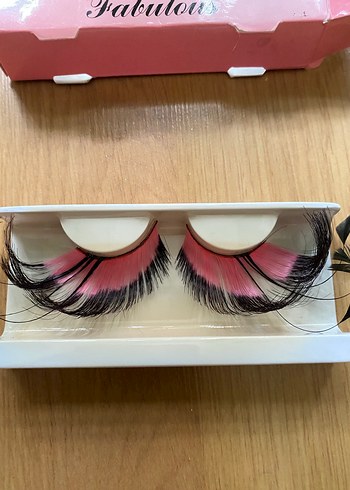 Pembe Renkli Koyu Takma Kirpikler - Görsel 2