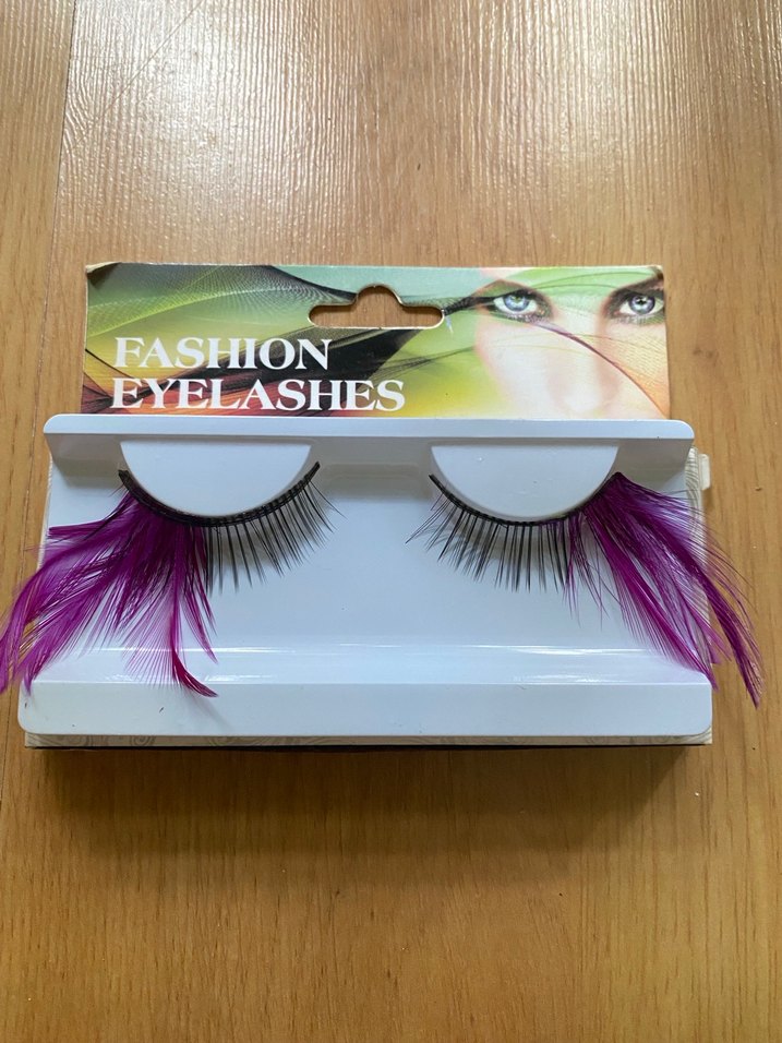 Renkli Mor Takma Kirpikler - Görsel 2
