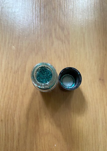 Mac pigment Parlak Turkuaz far glitter sim - Görsel 4
