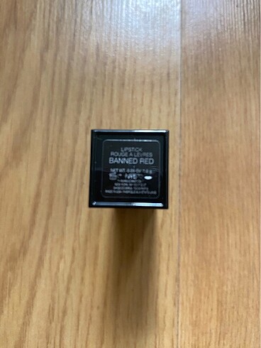 Beden Nars Banned red mini boy ruj