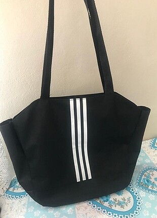 Adidas spor kol çantası 