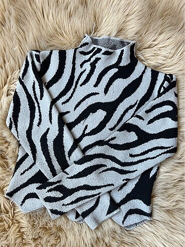 zebra desenli kazak