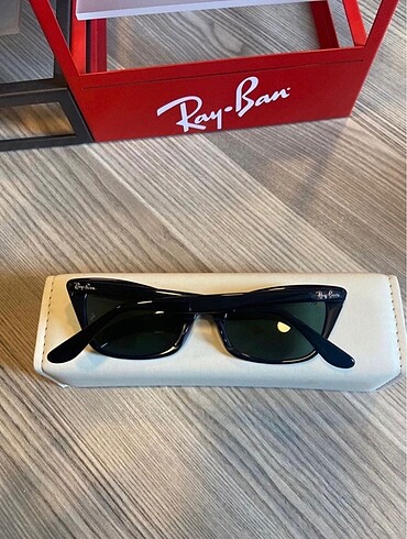  Beden Rayban gözlük
