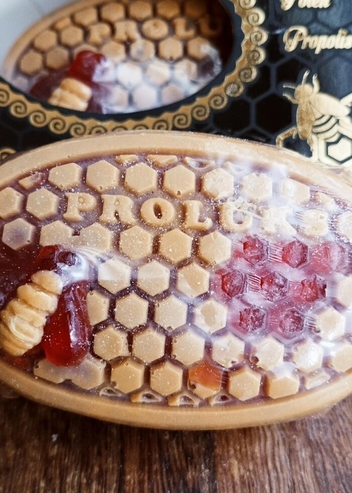 Arısütlü propolisli sabun - Görsel 3