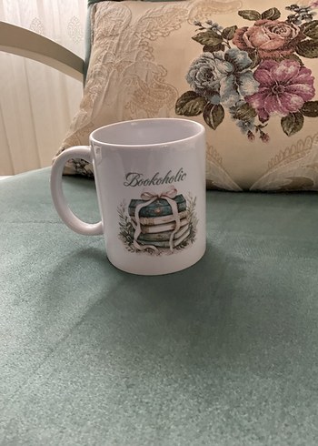 Beyaz "Bookoholic" Desenli Pastel Kupa - Görsel 5