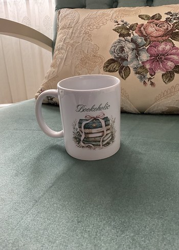 Beyaz "Bookoholic" Desenli Pastel Kupa - Görsel 3