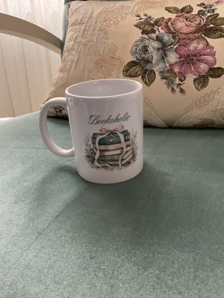 Beyaz "Bookoholic" Desenli Pastel Kupa - Görsel 5