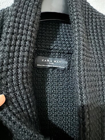 m Beden siyah Renk ZARA ERKEK HIRKA