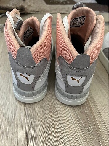 Puma 36 numara tertemiz çok az kullanıldı