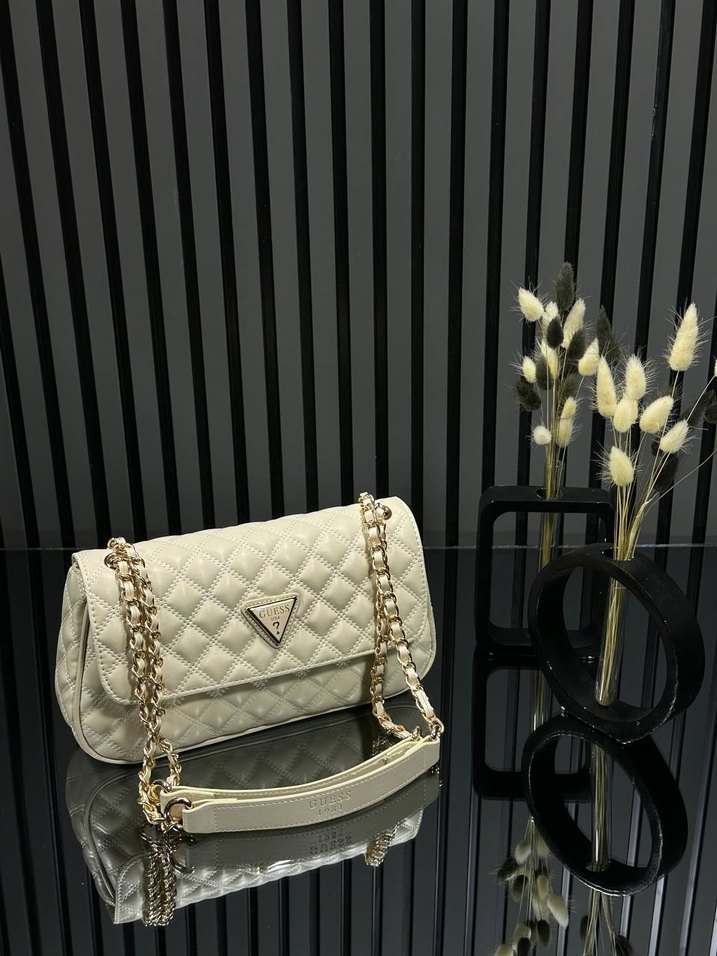 Zincir Detaylı Deri Kadın Çanta - Görsel 4