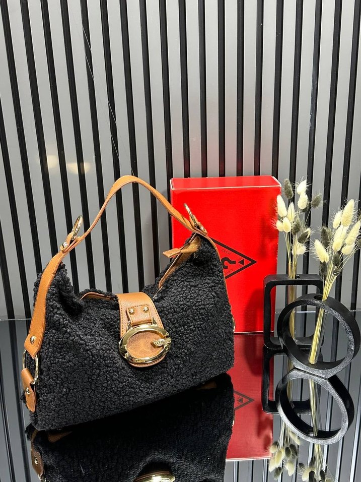 Mavi Kürklü Kadın Omuz Çantası - Görsel 3