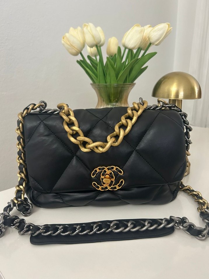 Zincir Detaylı Siyah Deri Kadın Çanta - Görsel 2