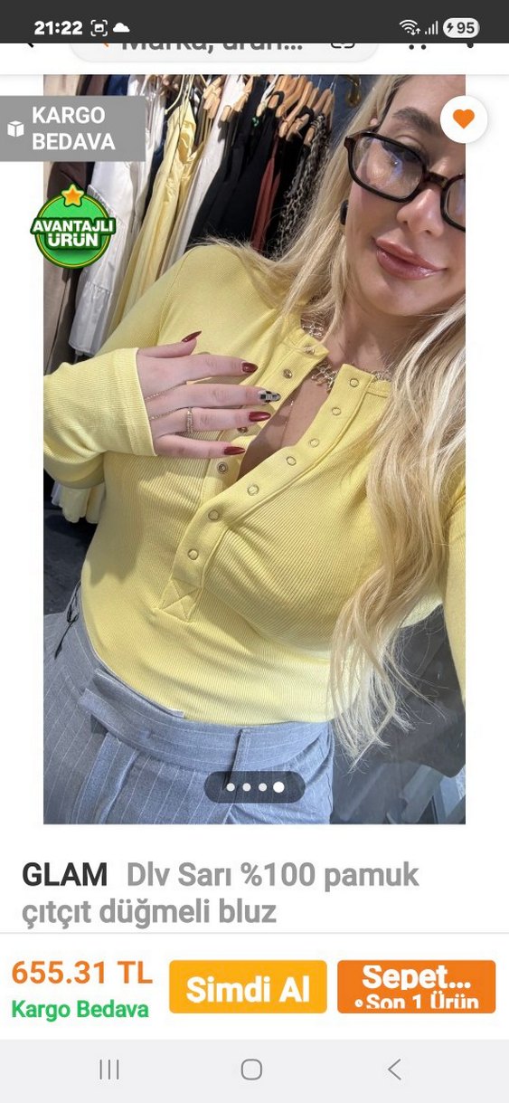 Sarı Yüksek Yakalı Düğmeli Kadın Bluz - Görsel 4