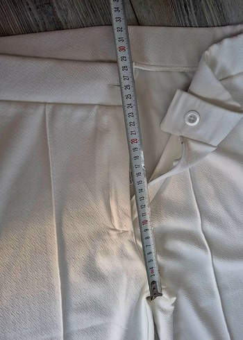 Beyaz Midi Kumaş Pantolon, Kemerli, Rahat Kesim - Görsel 9