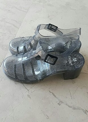 Defacto gümüş simli şeffaf sandalet