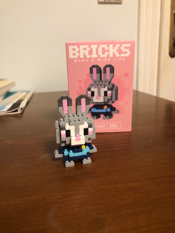 Judy Bricks - Pembe Lego Tavşan Figür - Görsel 3