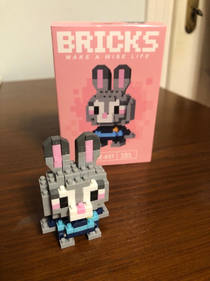 Judy Bricks - Pembe Lego Tavşan Figür - Görsel 2