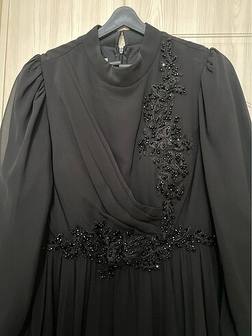 Siyah tesettür abiye - Görsel 3