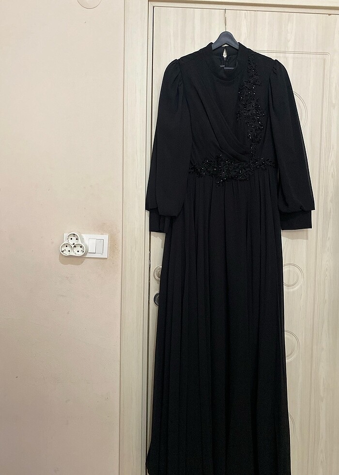 Siyah tesettür abiye - Görsel 2