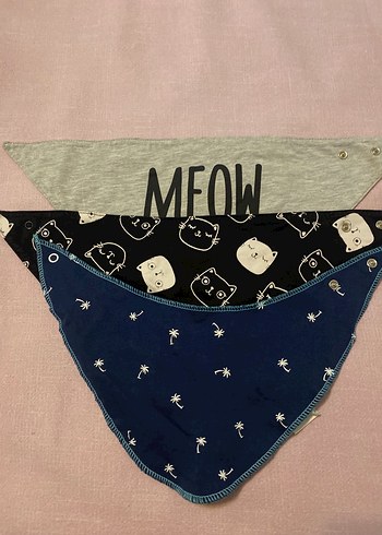 Kedili ve Desenli Üçlü Bebek Önlüğü - Görsel 4
