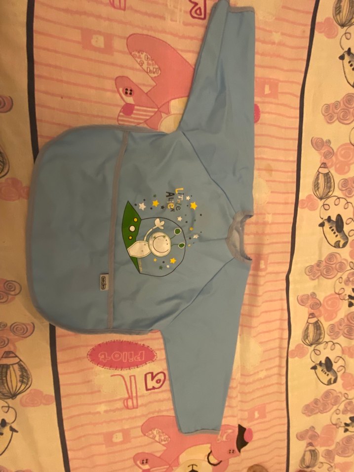 Uzun Kollu Baskılı Bebek Önlüğü - Görsel 4