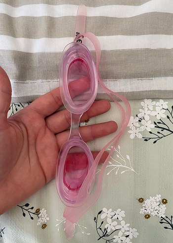 Beden Pembe Minimalist Yüzme Gözlüğü