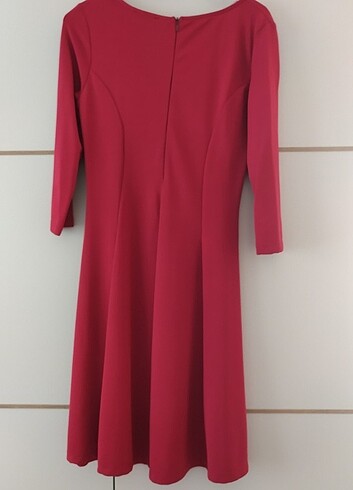 Tozlu markalı m beden kısa elbise  - Görsel 2