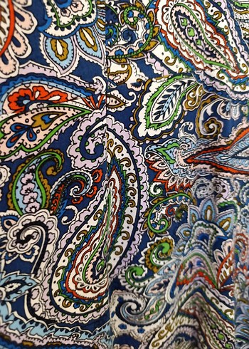 Tesettür dik yaka prenses kol pensli uzun elbise - Görsel 3