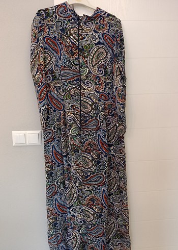 Tesettür dik yaka prenses kol pensli uzun elbise - Görsel 5