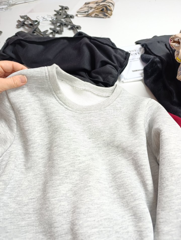 Gri uniseks Sweatshirt ve Eşofman Takımı - Görsel 2