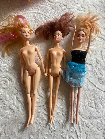 Barbie bebek