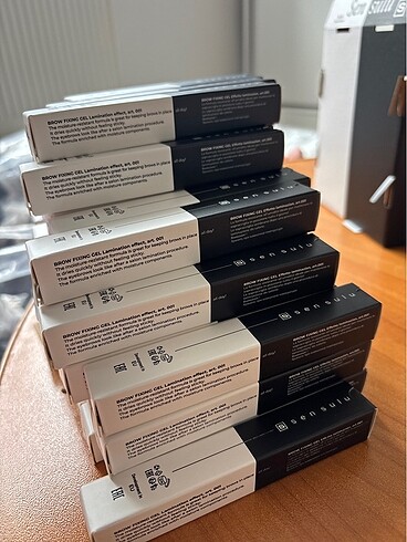 Sephora kaş waxı